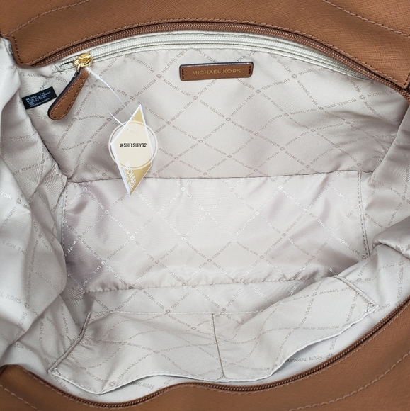 Michael Kors Jet Set Shoulder Bag Brown - Picture 2 of 4